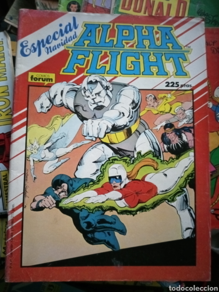 C&oacute;mics: Alpha Flight especial navidad Contiene p&oacute;ster cj69 - Foto 1