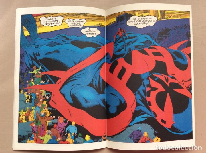 C&oacute;mics: SPIDERMAN 2099 N&Uacute;MERO 11 - Foto 6