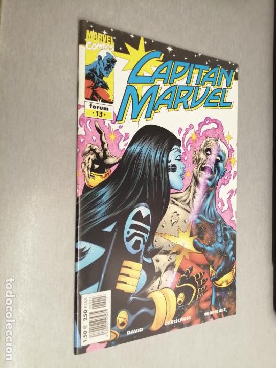 C&oacute;mics: CAPIT&Aacute;N MARVEL N&ordm; 13 / MARVEL - FORUM - Foto 1