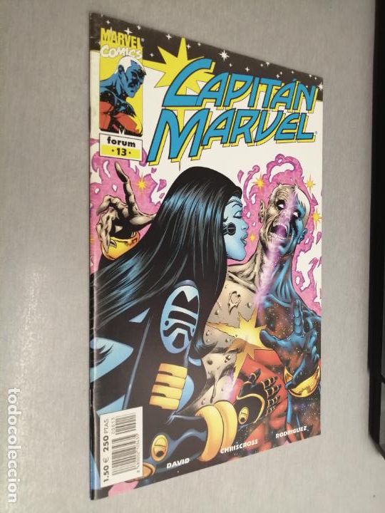 C&oacute;mics: CAPIT&Aacute;N MARVEL N&ordm; 13 / MARVEL - FORUM - Foto 1
