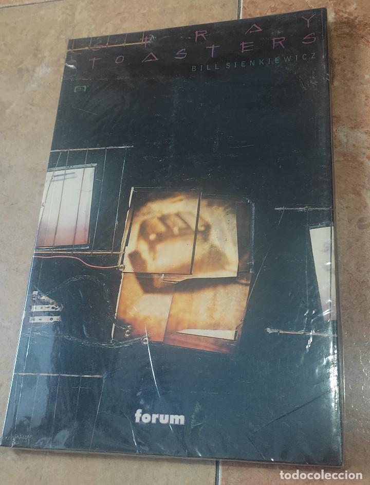 C&oacute;mics: STRAY TOASTERS. BILL SIENKIEWICZ. PRIMERA EDICI&Oacute;N EN CASTELLANO. - Foto 1