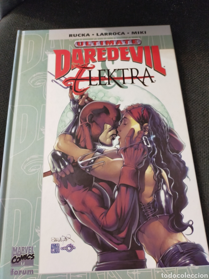 C&oacute;mics: ULTIMATE DAREDEVIL ELEKTRA FORUM TAPA DURA - Foto 1