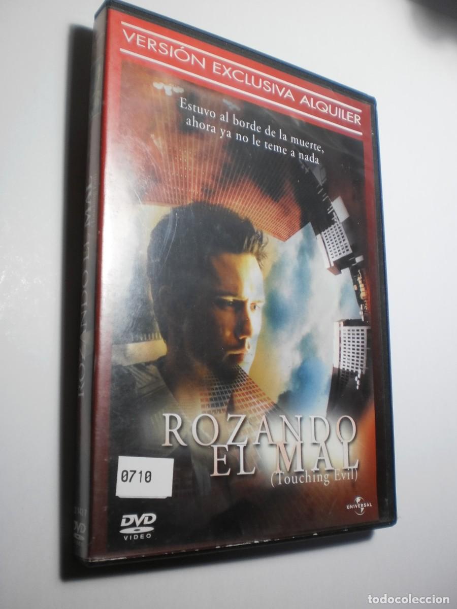 C&oacute;mics: dvd rozando el mal. 113 min (buen estado) - Foto 1