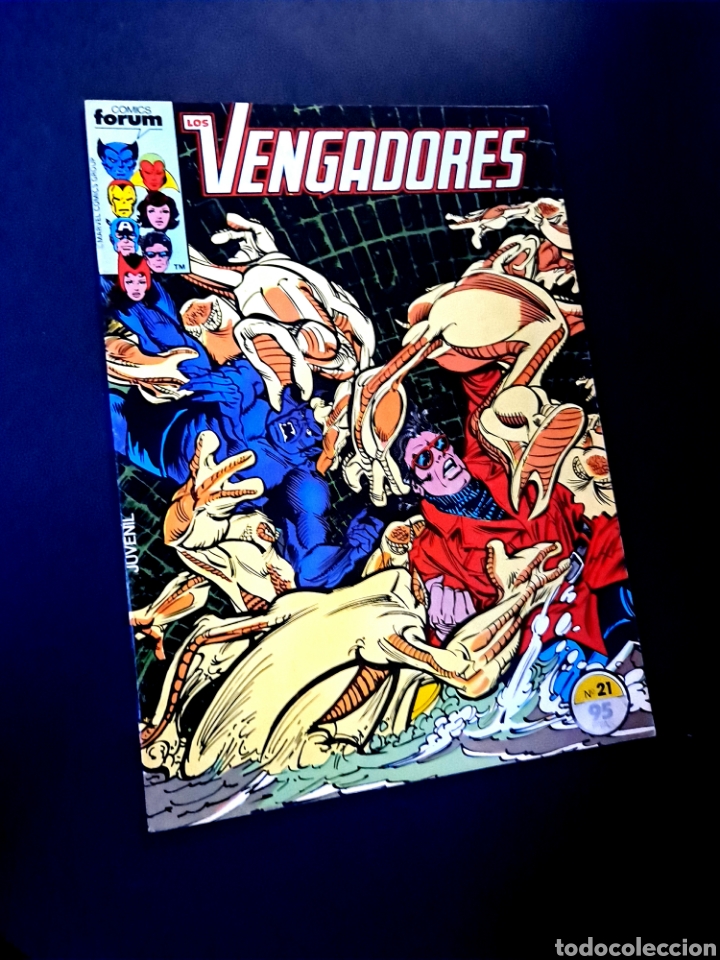 C&oacute;mics: BUEN ESTADO LOS VENGADORES 21 FORUM COMICS GRAPA - Foto 1