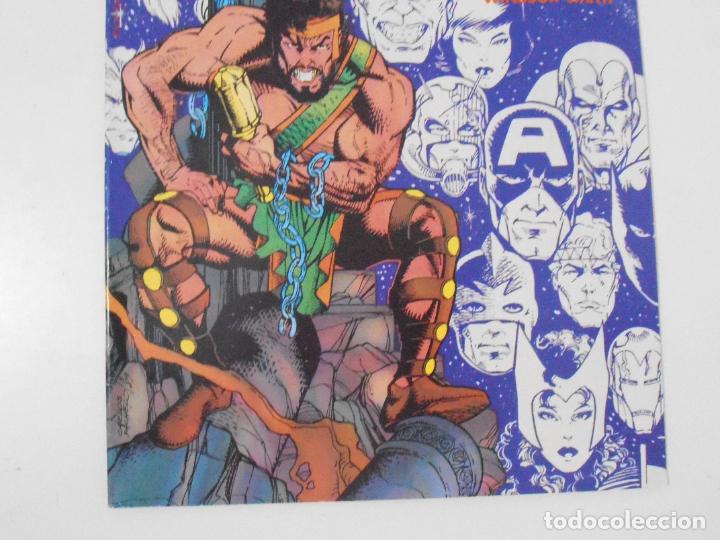 C&oacute;mics: COMIC, CLASICOS MARVEL AVENGERS, N&ordm;11 FORUM - Foto 3