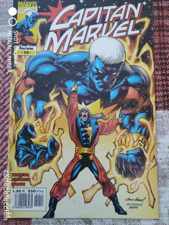 C&oacute;mics: CAPIT&Aacute;N MARVEL N&ordm; 14 FORUM - Foto 1