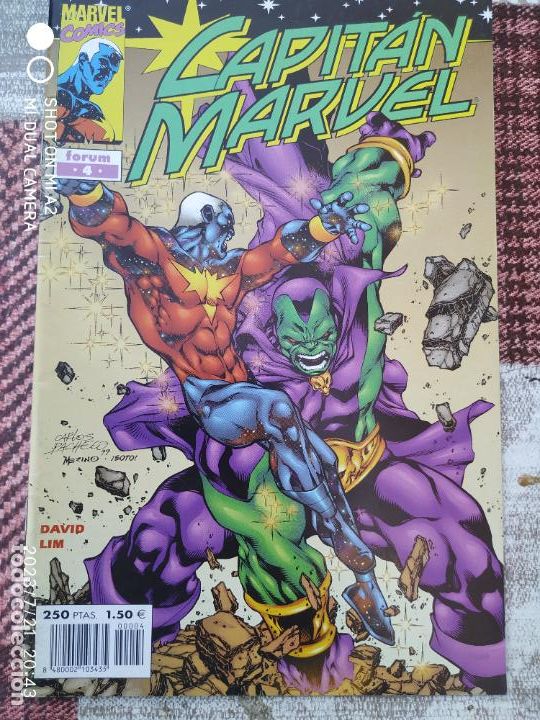 C&oacute;mics: CAPIT&Aacute;N MARVEL N&ordm; 4 FORUM - Foto 1