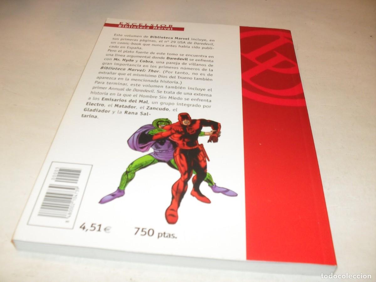 C&oacute;mics: BIBLIOTECA MARVEL DAREDEVIL 5,CON EL 1&ordm; ANNUAL DE DAREDEVIL,(DE 22).FORUM,2001,DE KIOSKO - Foto 2
