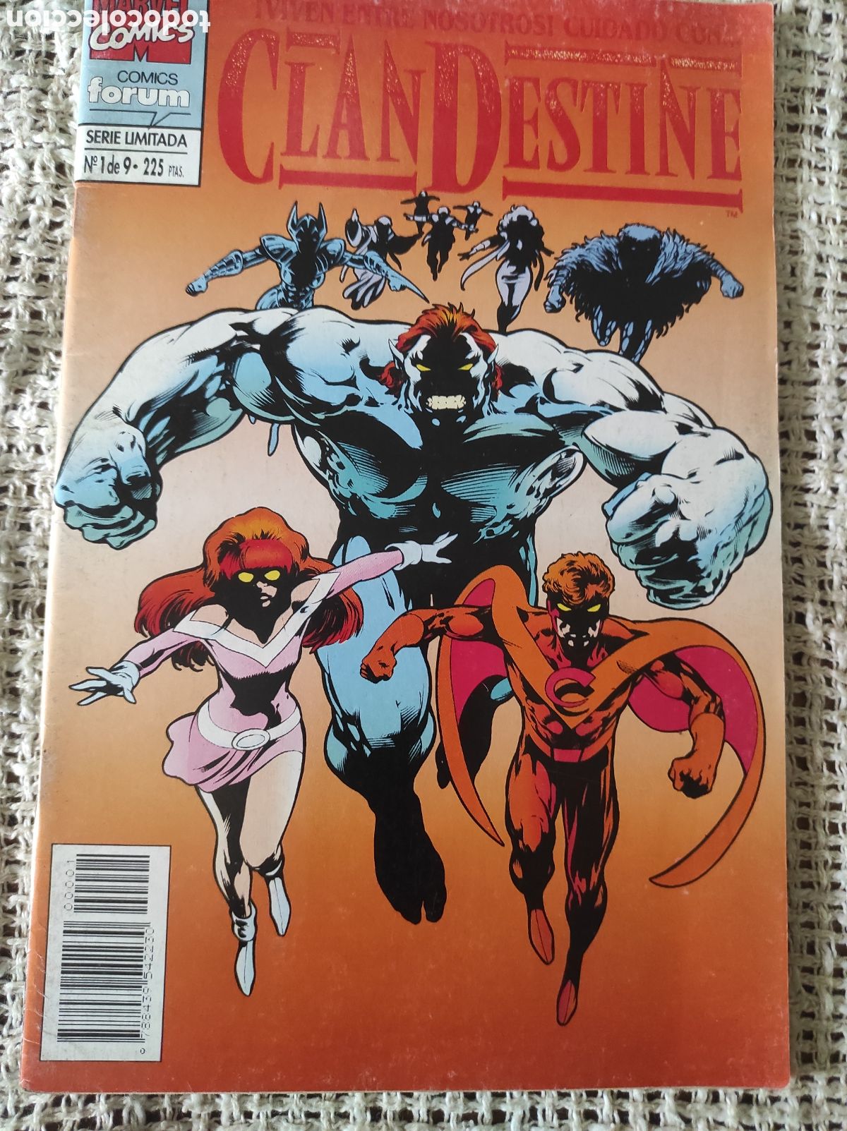 C&oacute;mics: CLANDESTINE N&ordm; 1 / AUTOR: ALAN DAVIS -ED. FORUM -COLECCION DE 9 NUMEROS - Foto 1