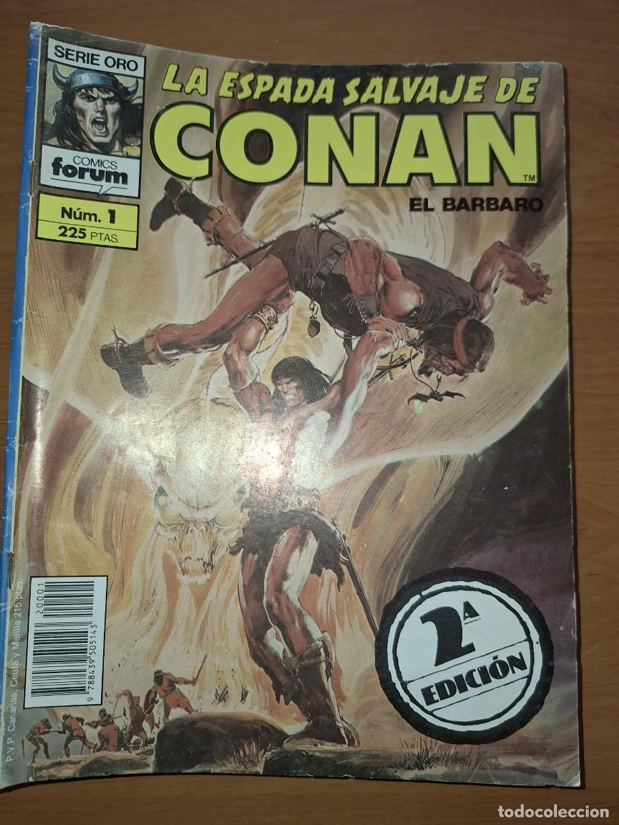 C&oacute;mics: COMIC FORUM, SERIE ORO, LA ESPADA SALVAJE DE CONAN EL B&Aacute;RBARO. N&Uacute;MERO 1. - Foto 1