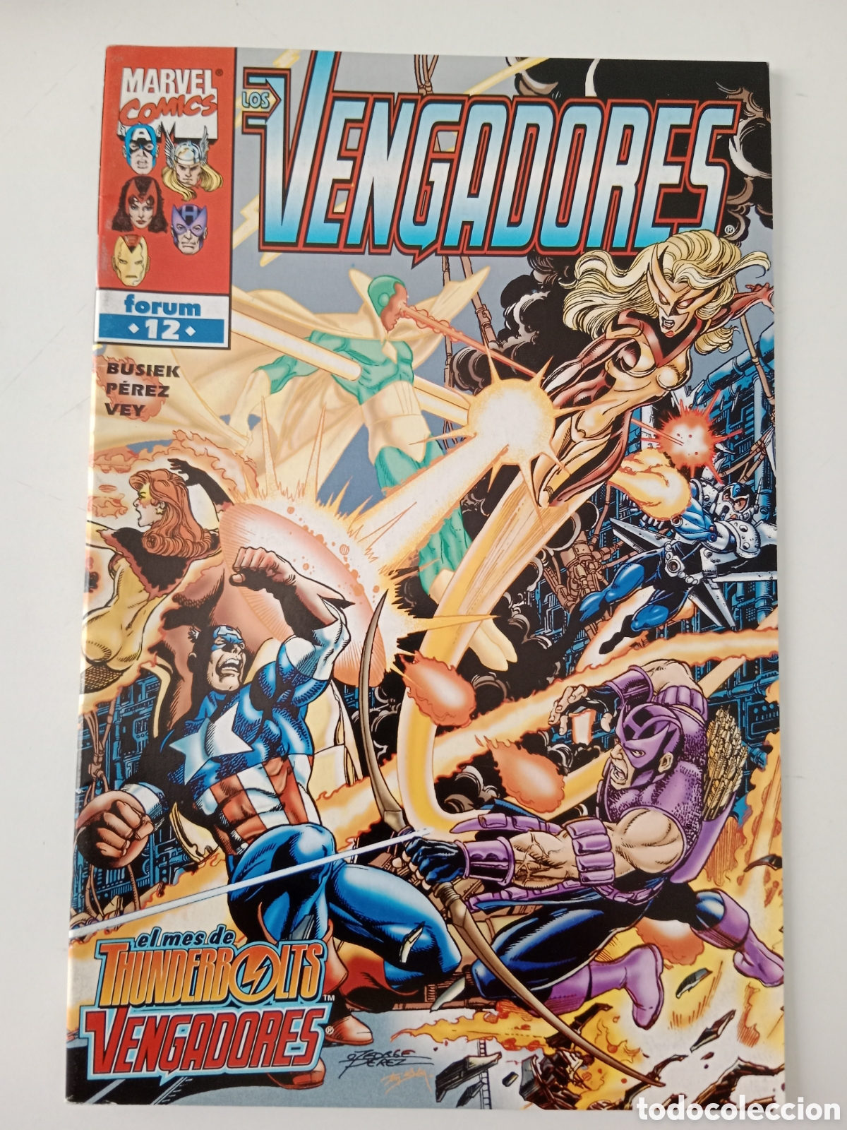 C&oacute;mics: VENGADORES N&deg;. 12 - Foto 1