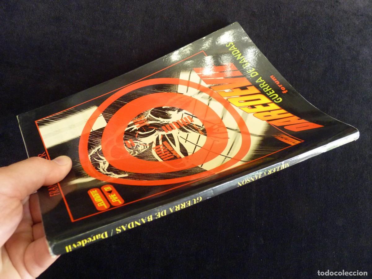 C&oacute;mics: LOTE DE 25 COMICS DAREDEVIL. ED. FORUM, VARIAS SERIES. LEER - Foto 11