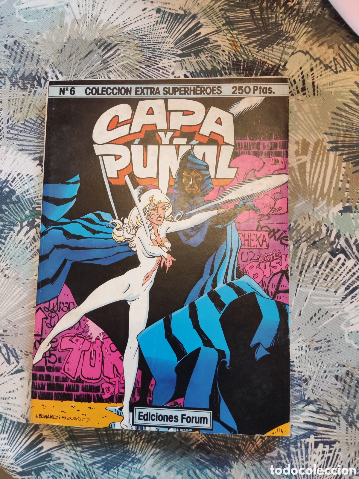 C&oacute;mics: extra superh&eacute;roes 6 forum capa y pu&ntilde;al - Foto 1