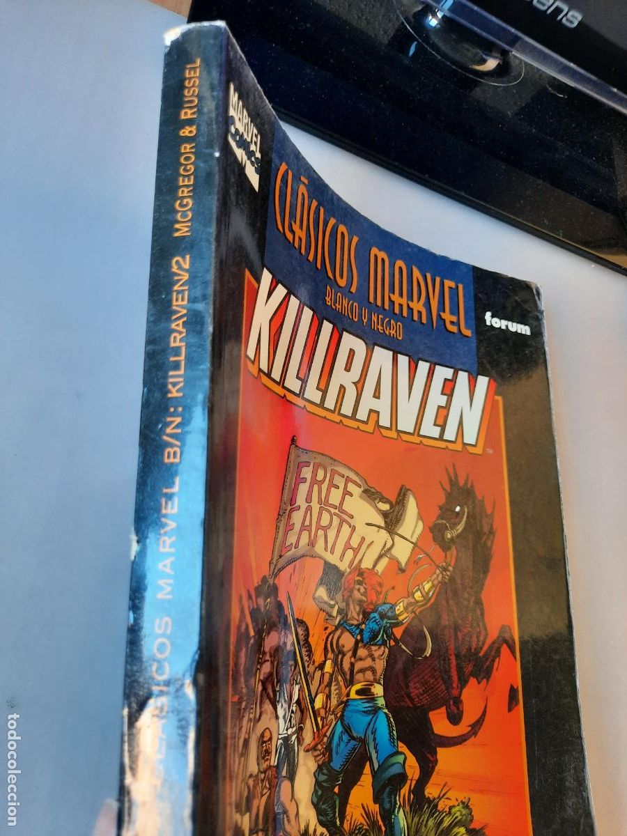C&oacute;mics: CL&Aacute;SICOS MARVEL B/N: KILLRAVEN N&ordm; 1 Y 2 -ED. FORUM - Foto 2