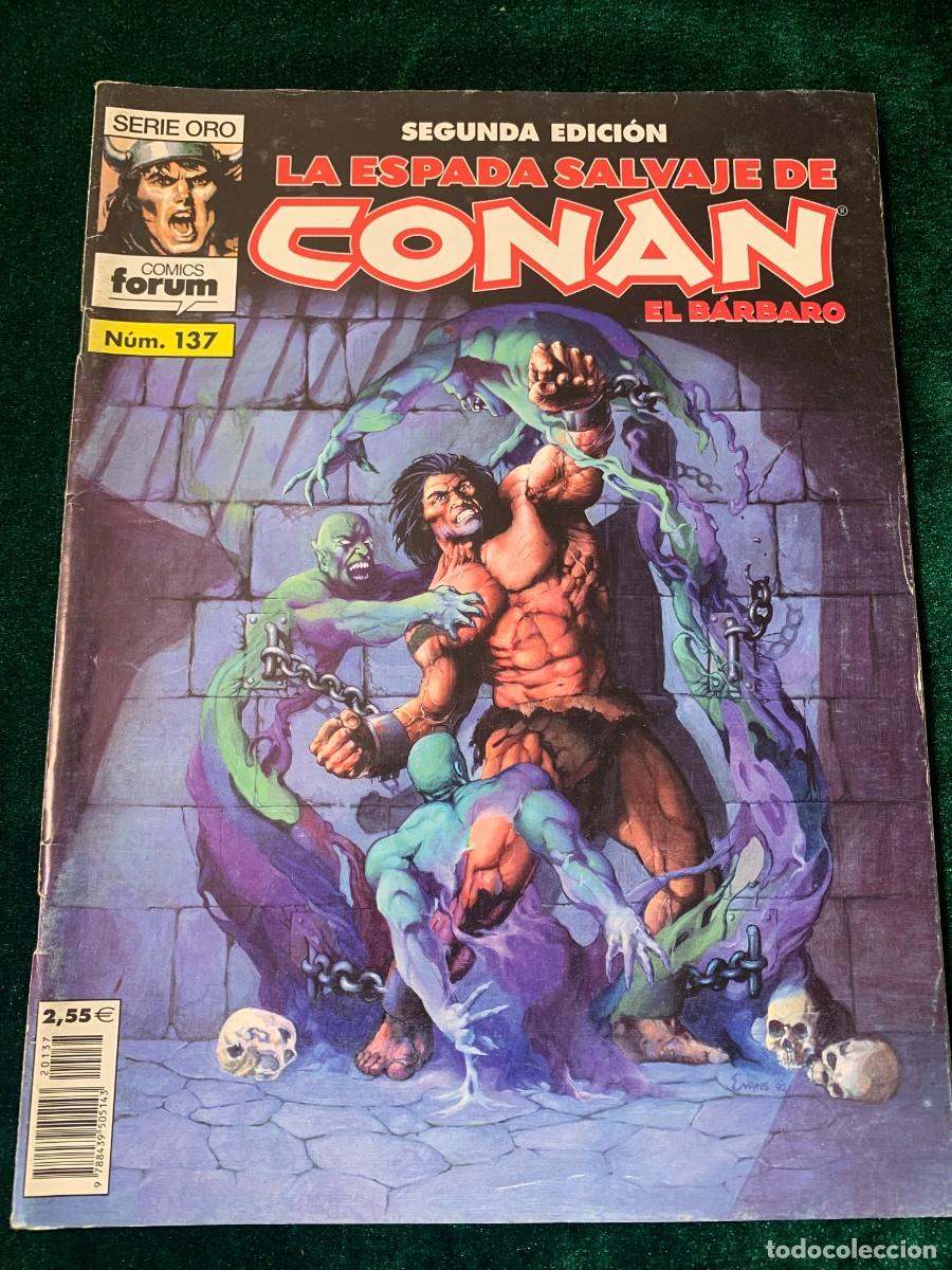 C&oacute;mics: COMICS; &laquo; LA ESPADA SALVAJE DE CONAN N&ordm; 137 &raquo; SERIE ORO - Foto 1