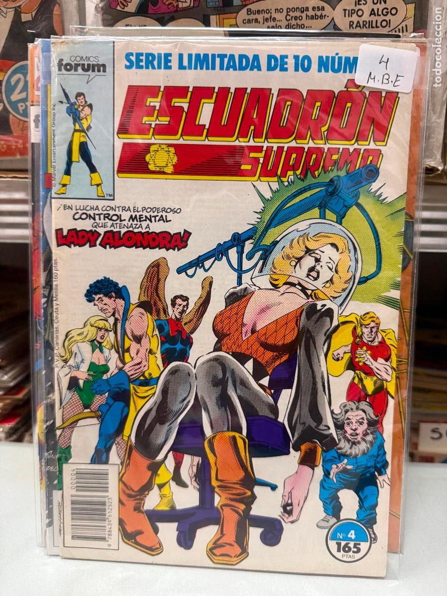 C&oacute;mics: ESCUADRON SUPREMO NUMERO 4 BUEN ESTADO - Foto 1