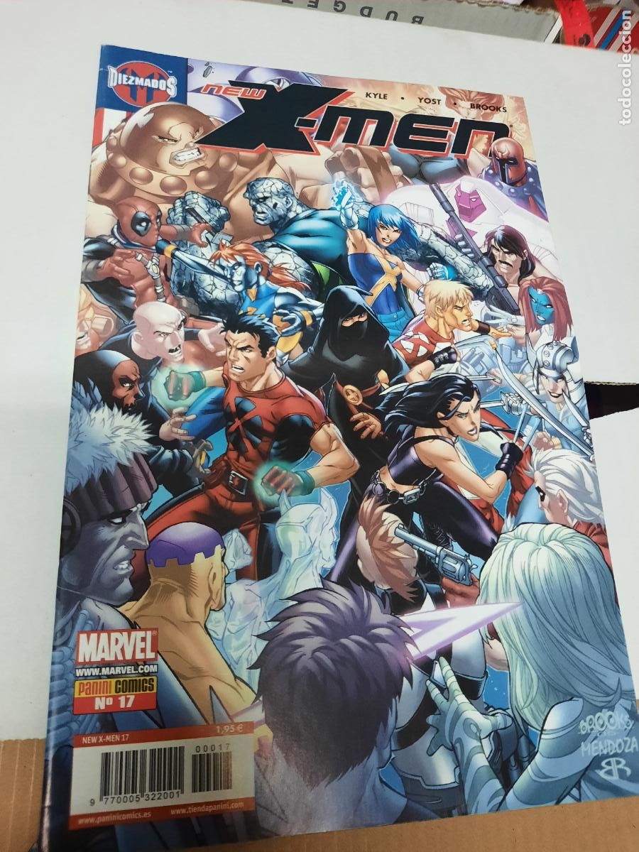 C&oacute;mics: NEW X-MEN N&ordm; 17 -ED. PANINI - Foto 1