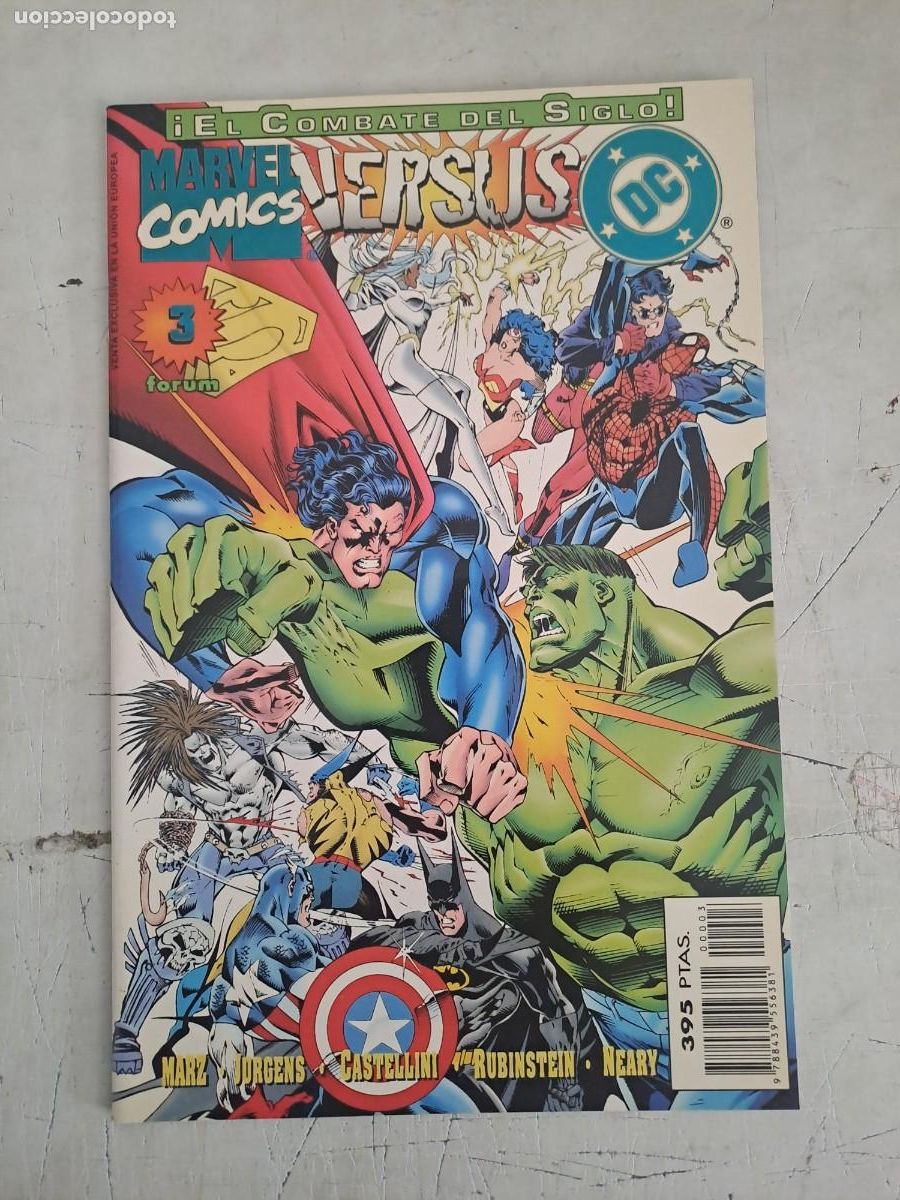C&oacute;mics: El combate del siglo, Marvel versus DC, F&oacute;rum en muy buen estado - Foto 3