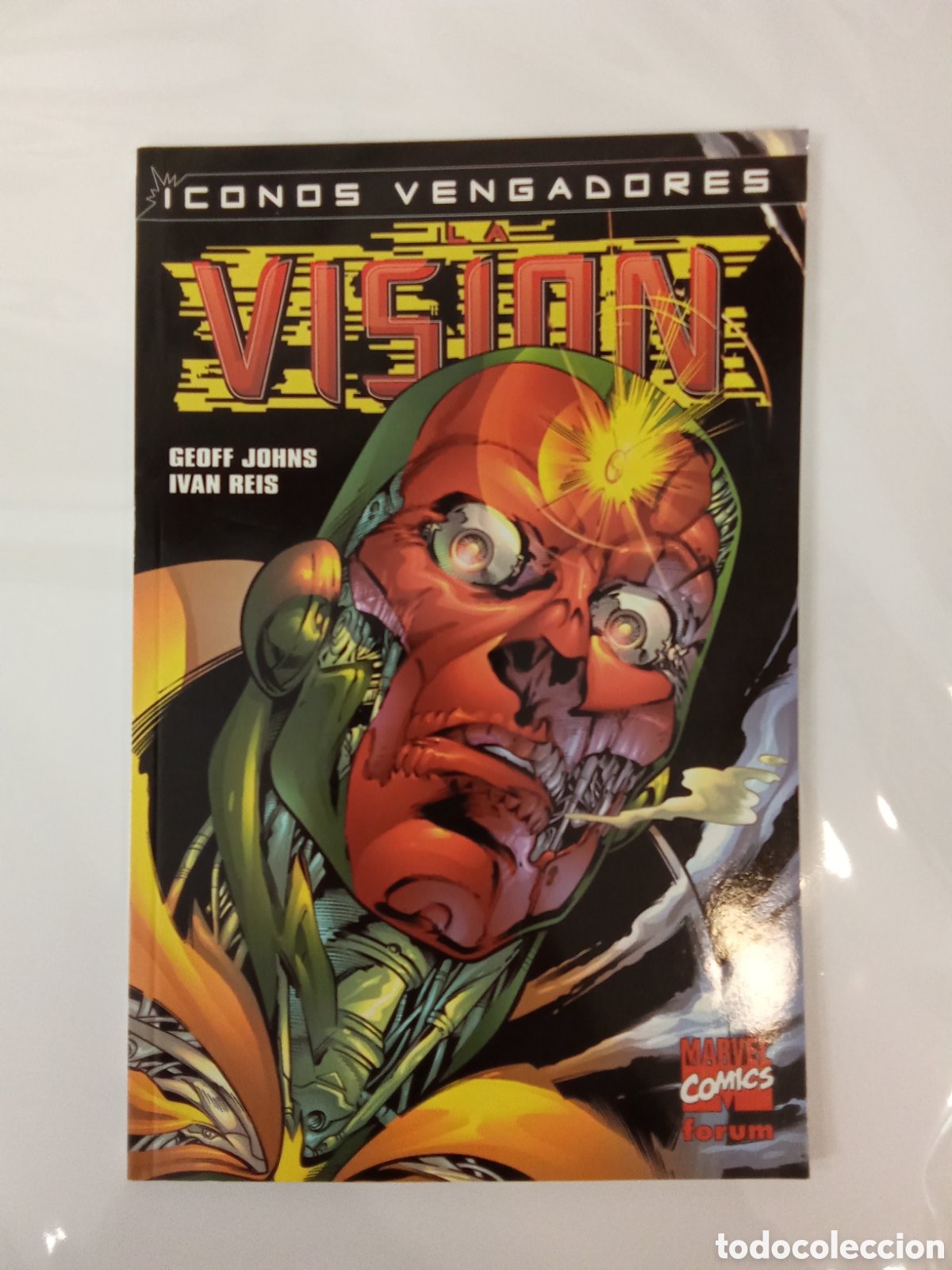 C&oacute;mics: ICONOS VENGADORES: LA VISI&Oacute;N