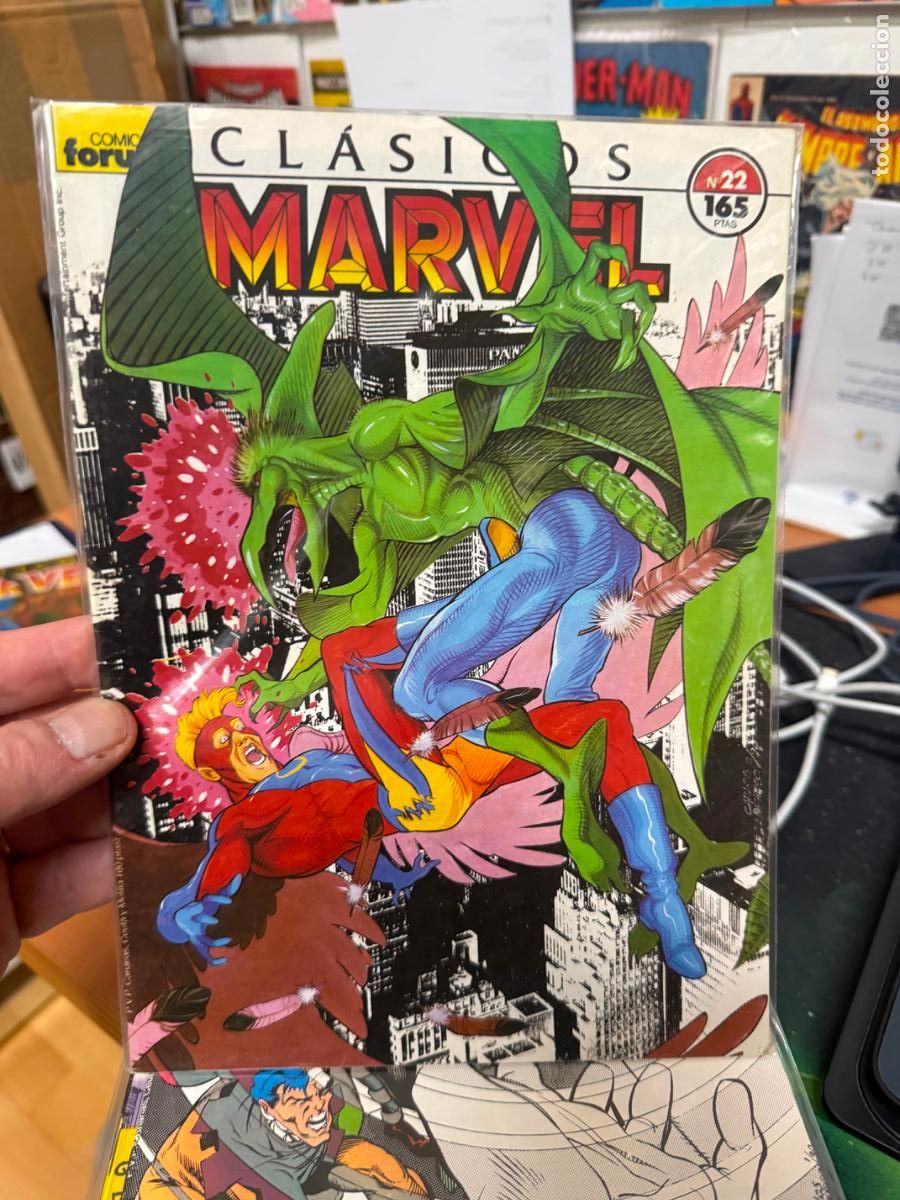 C&oacute;mics: CLASICOS MARVEL EDITORIAL FORUM NUIMERO 22