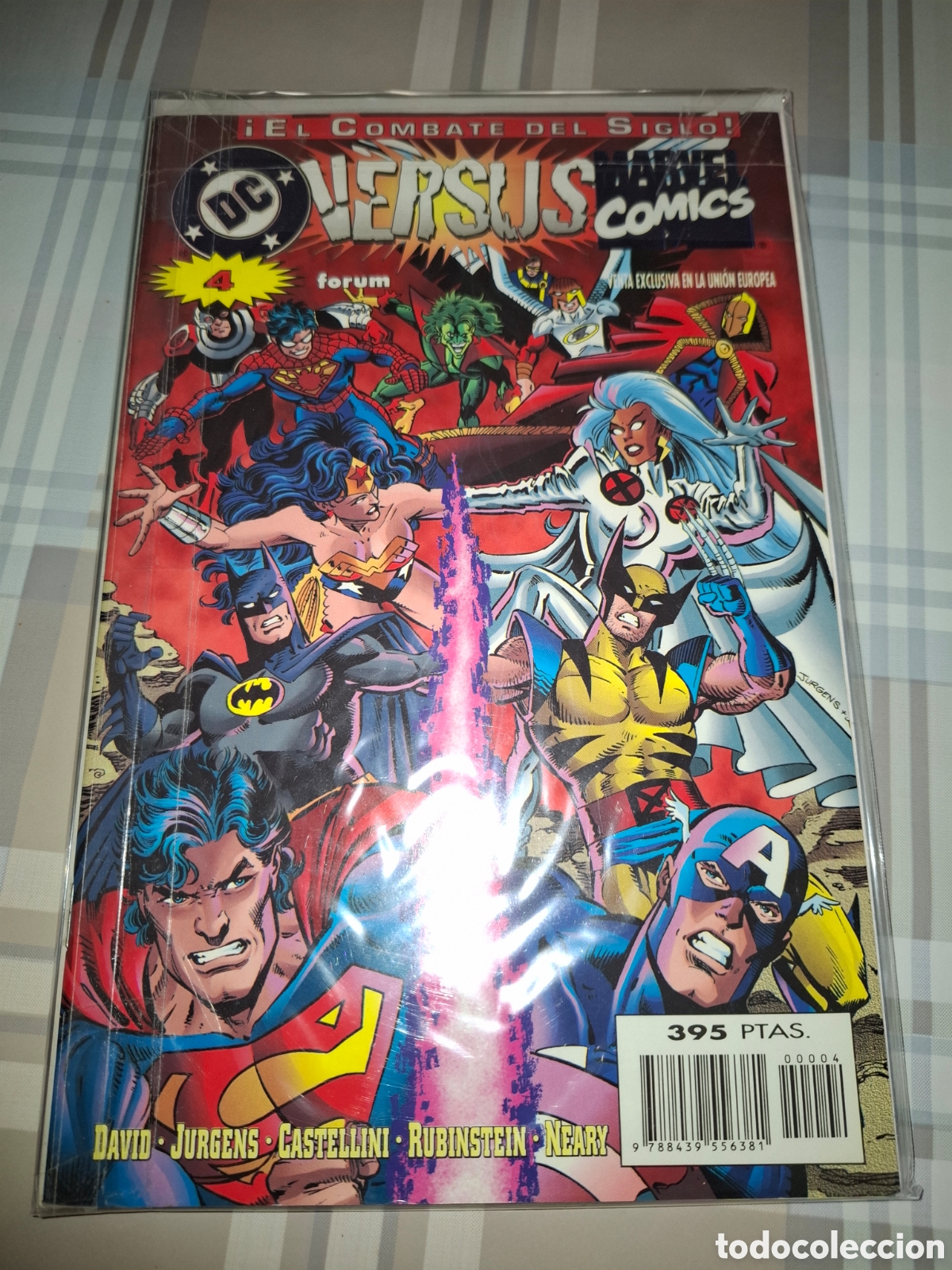 C&oacute;mics: DC versus Marvel, El combate del siglo, completa 4 volumenes, muy nueva - Foto 2