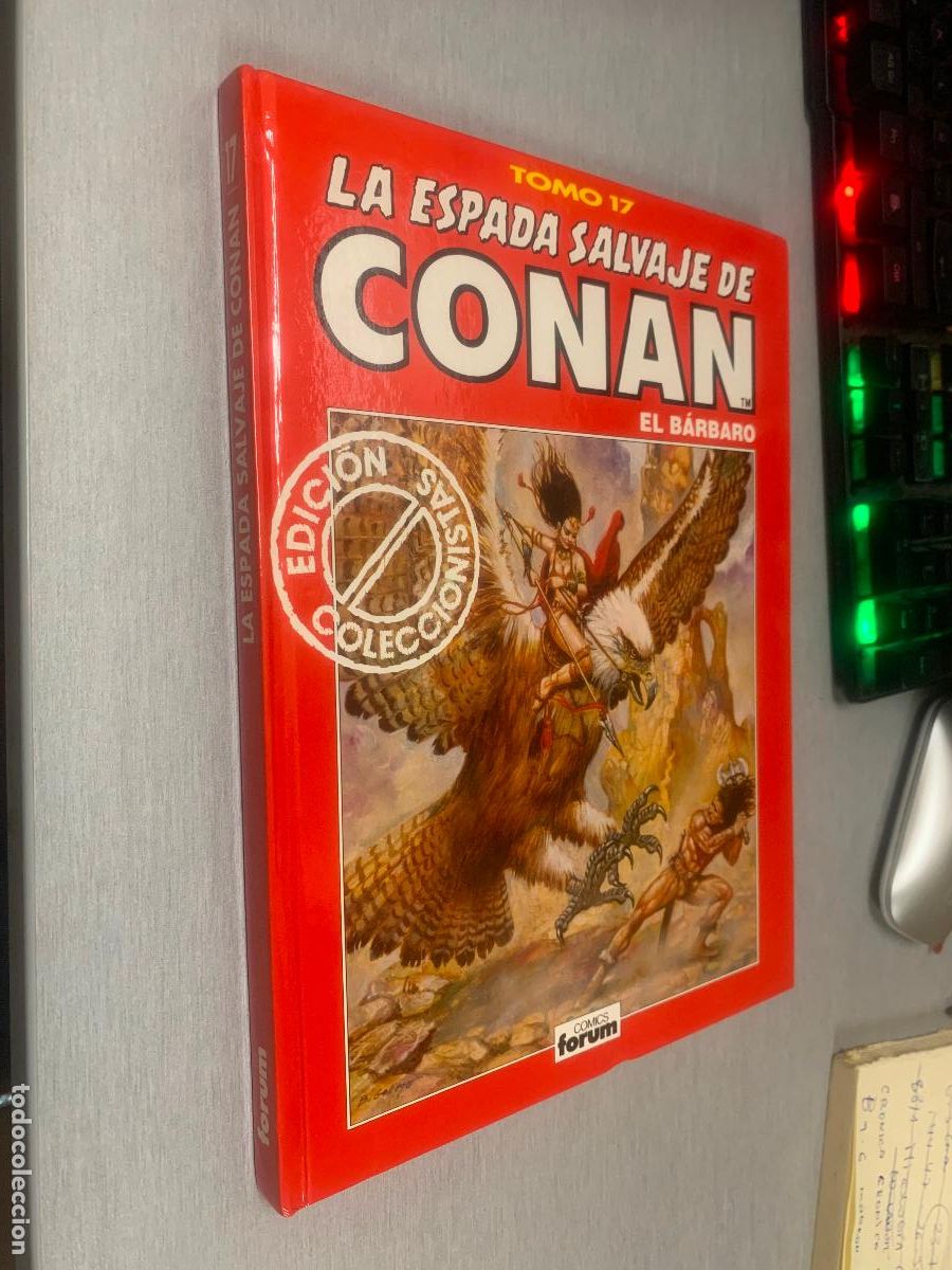 C&oacute;mics: LA ESPADA SALVAJE DE CONAN EL B&Aacute;RBARO TOMO ROJO N&ordm; 17 / EDICI&Oacute;N COLECCIONISTAS - FORUM
