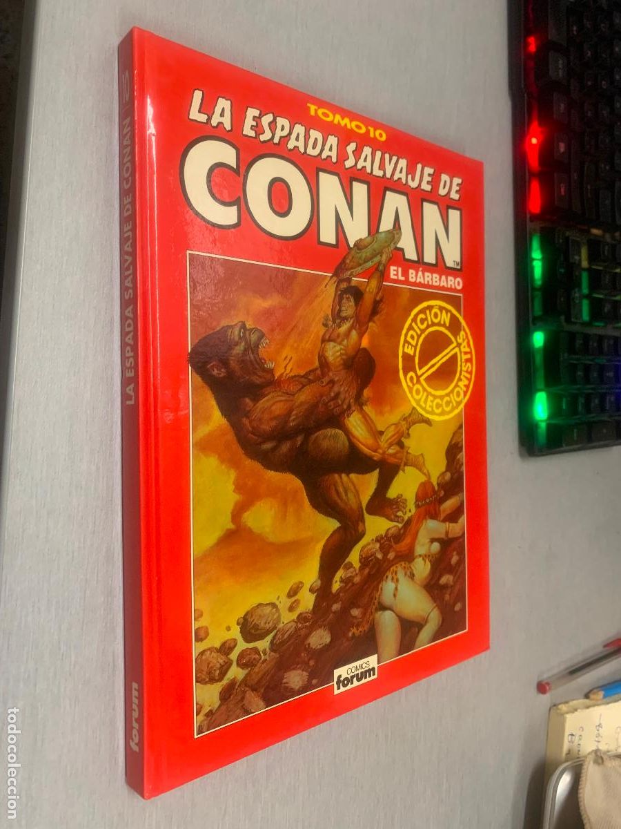 C&oacute;mics: LA ESPADA SALVAJE DE CONAN EL B&Aacute;RBARO TOMO ROJO N&ordm; 10 / EDICI&Oacute;N COLECCIONISTAS - FORUM