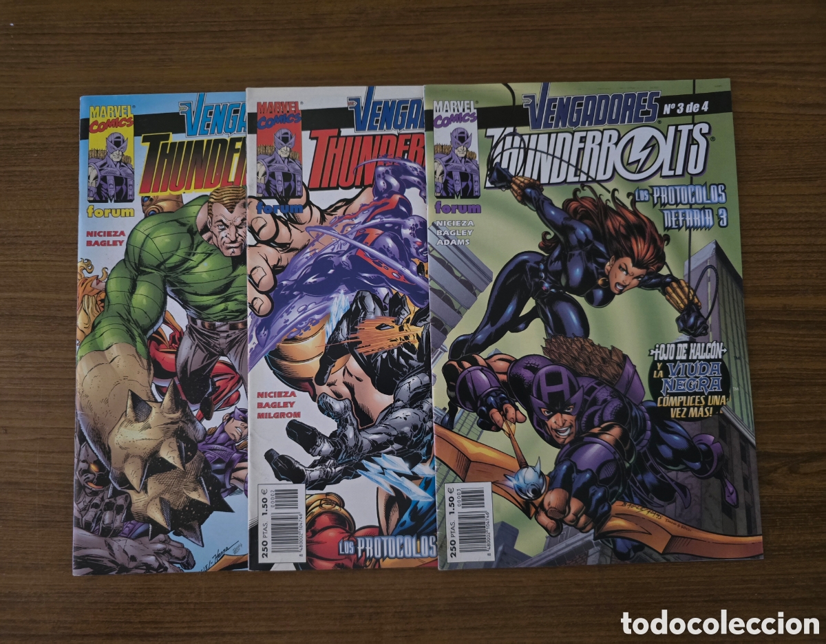 C&oacute;mics: VENGADORES,THUNDERBOLTS,3 EJEMPLARES DE 4,(MARVEL COMICS-FORUM)