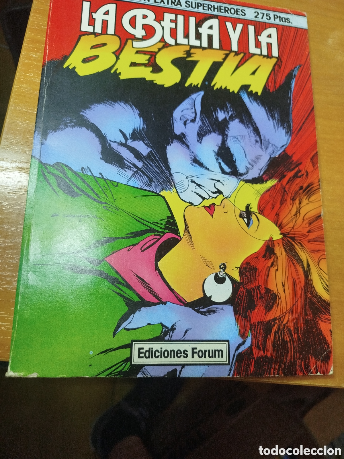 C&oacute;mics: La bella y la bestia. Colecci&oacute;n extra superh&eacute;roes 12. Ediciones forum