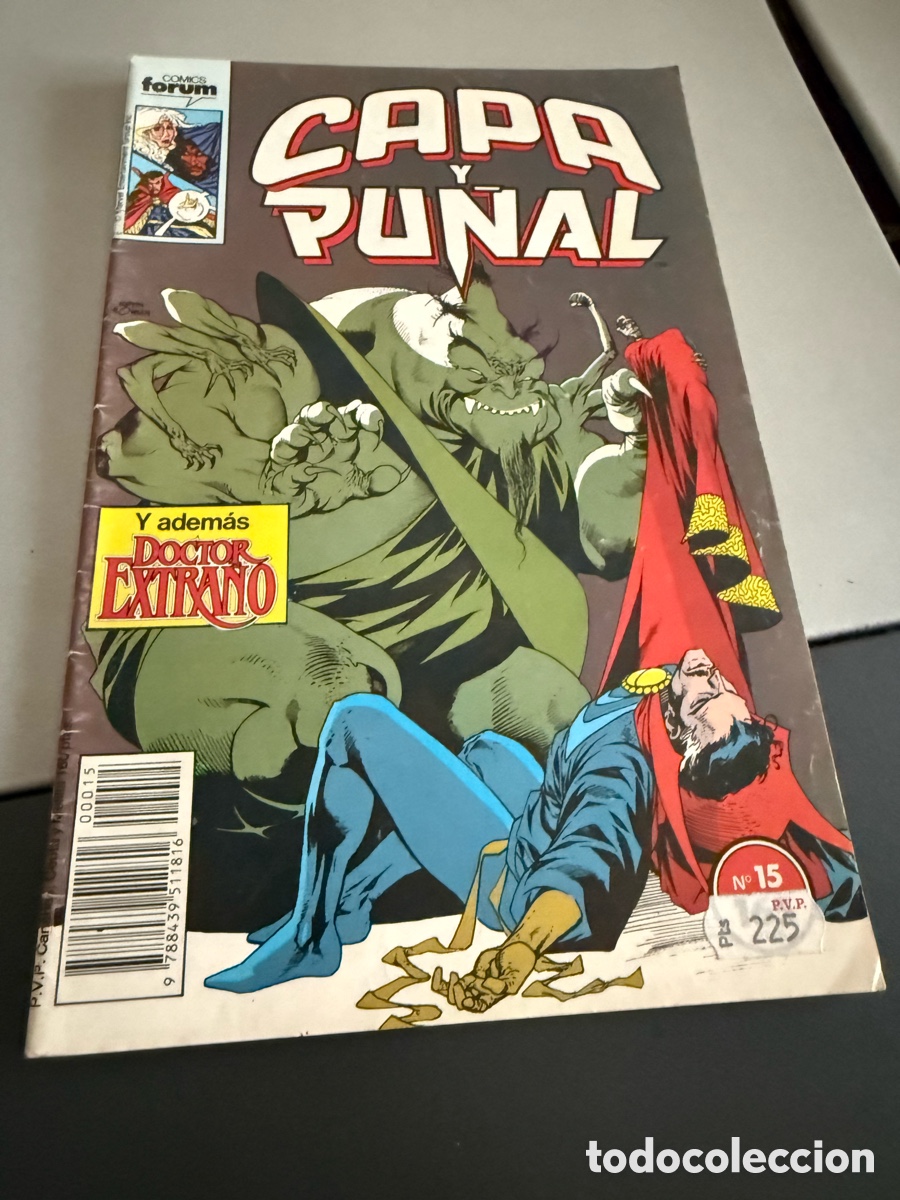 C&oacute;mics: CAPA Y PU&Ntilde;AL. N 15. F&oacute;rum