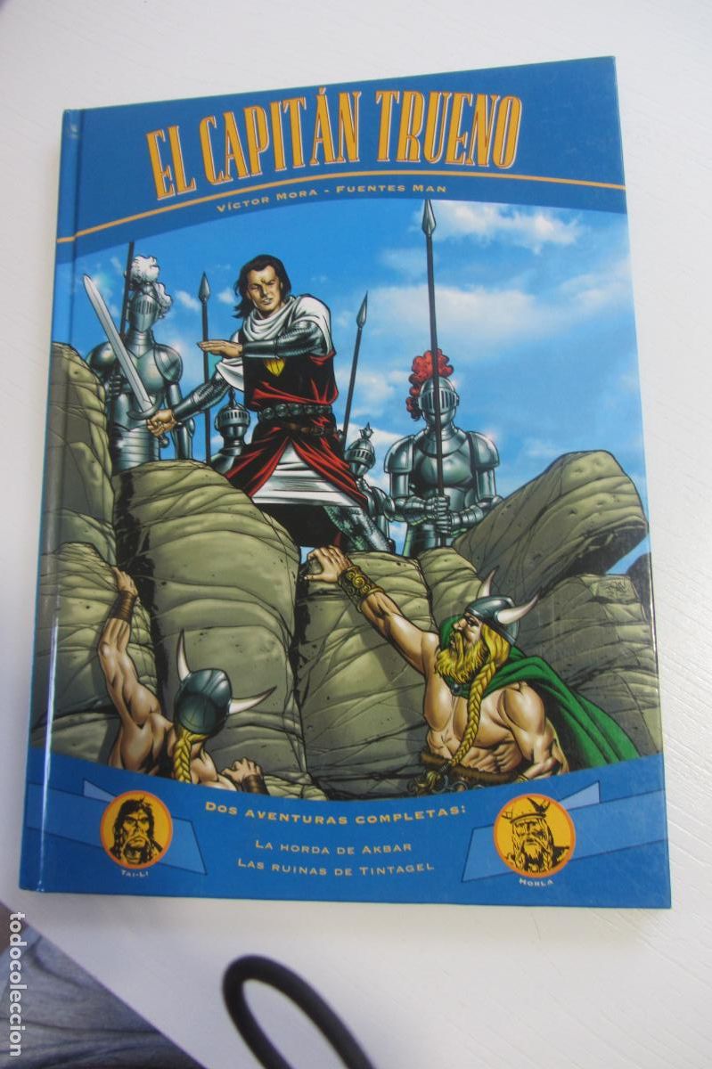 C&oacute;mics: EL CAPITAN TRUENO - LA HORDA DE AKBAR - LAS RUINAS DE TINTAGEL - TAPA DURA EDICIONES B ARX378