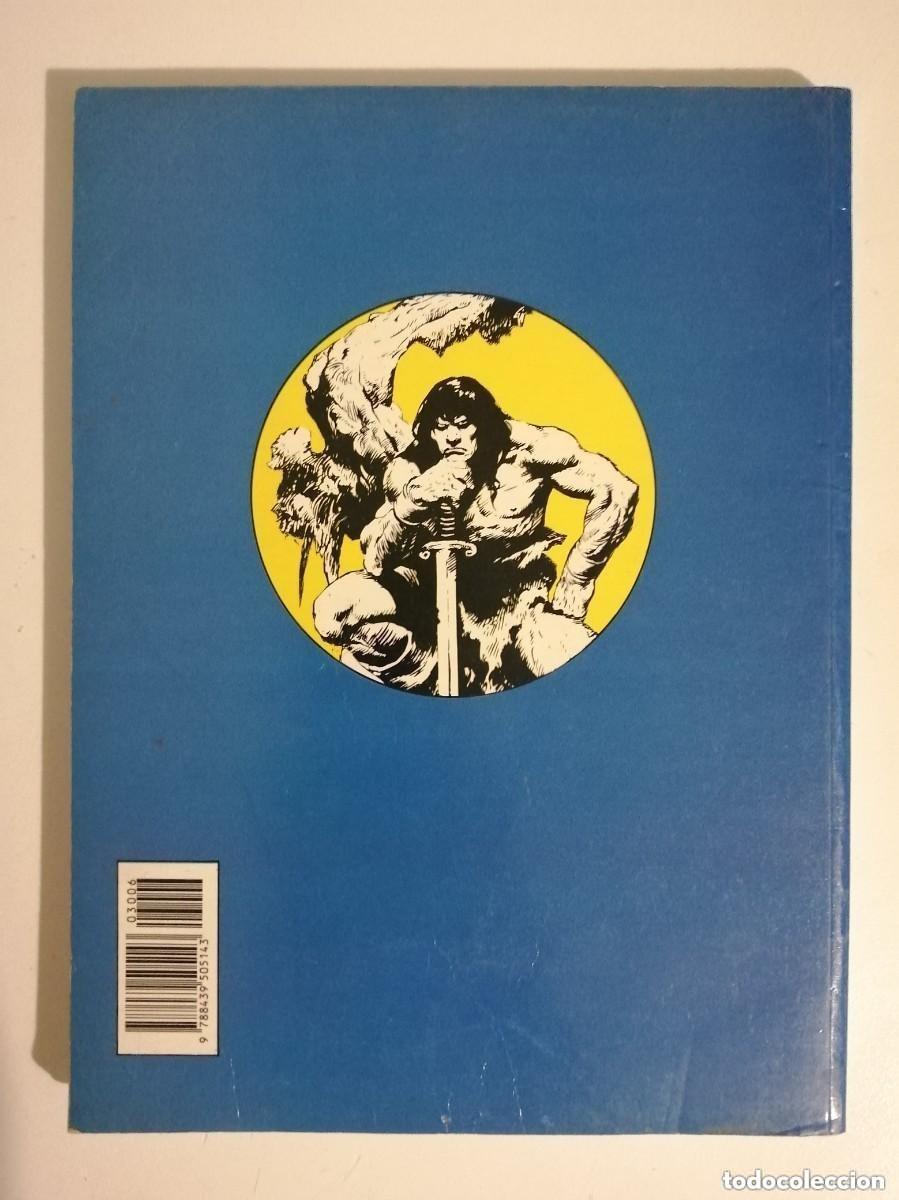 C&oacute;mics: SERIE ORO. LA ESPADA SALVAJE CONAN EL B&Aacute;RBARO CONTIENE 3 NUMEROS: 68, 69, 70. FORUM 1982