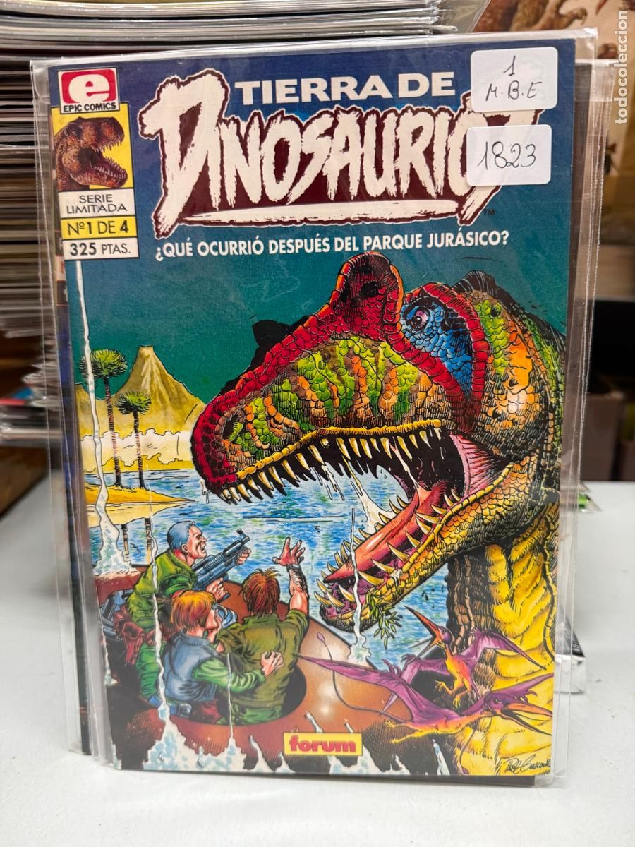 C&oacute;mics: TIERRA DE DINOSAURIOS EDITORIAL FORUM NUMERO 1