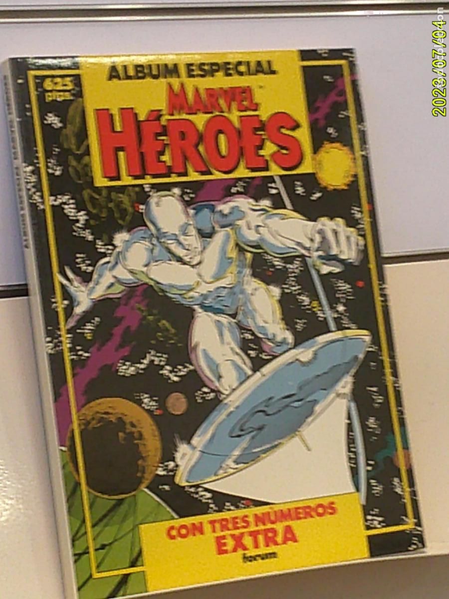 C&oacute;mics: ALBUM ESPECIAL MARVEL HEROES CON TRES NUMEROS EXTRA - FORUM