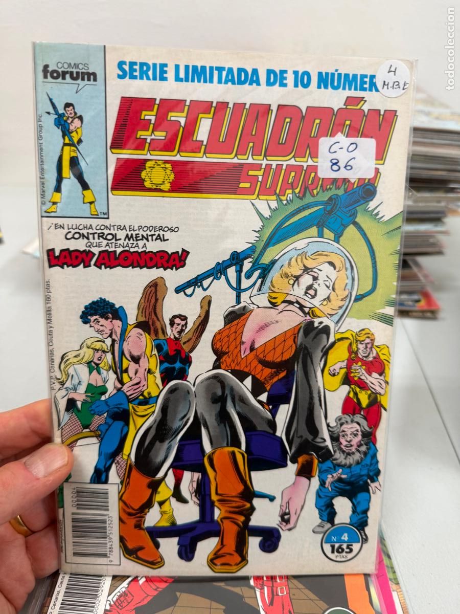 C&oacute;mics: ESCUADRON SUPREMO EDITORIAL FORUM NUMERO 4 - Foto 1