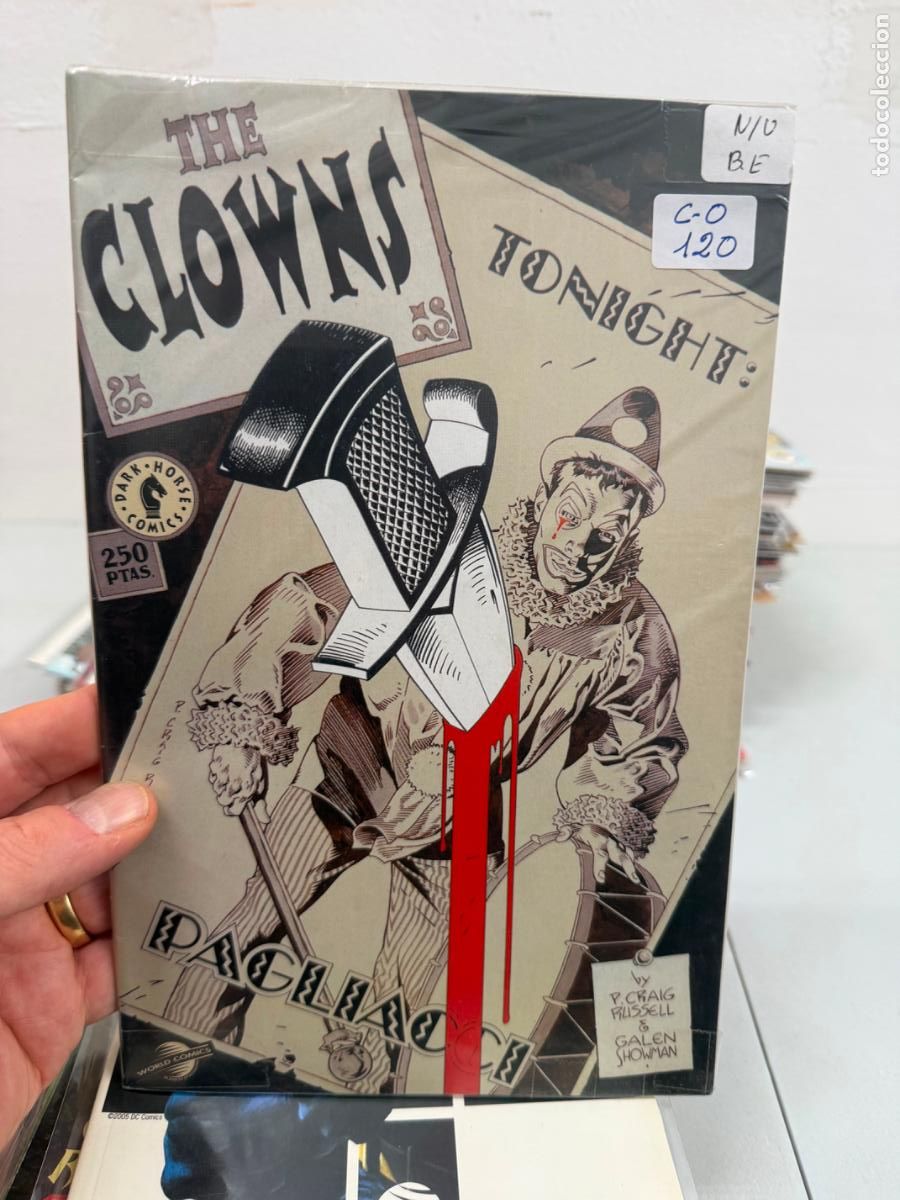 C&oacute;mics: THE CLOWNS EDITORIAL DARK-HORSE SIN NUMERO