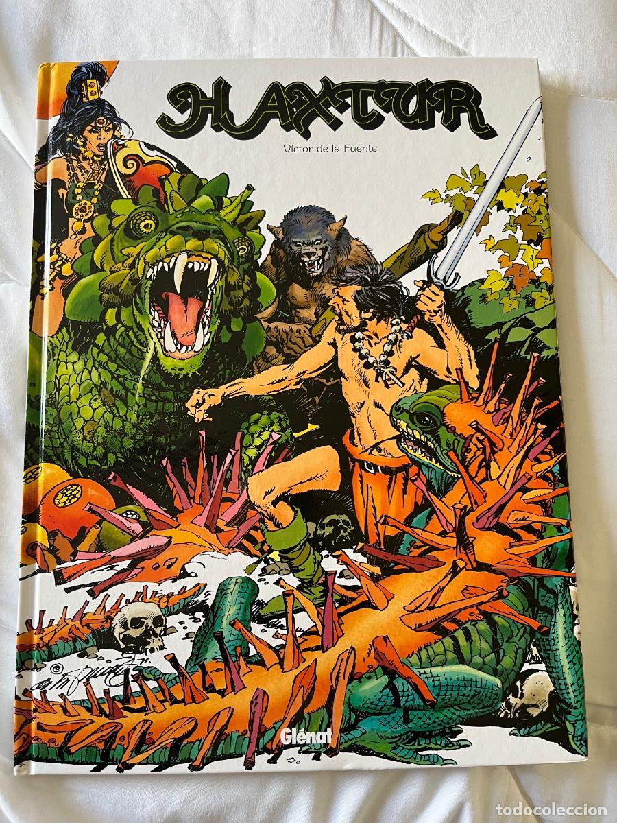 C&oacute;mics: HASTUR. V&Iacute;CTOR DE LA FUENTE