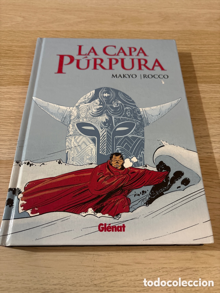 Comics: La capa p&uacute;rpura. Makyo. Tomo integral