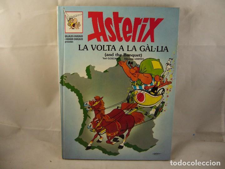 C&oacute;mics: ASTERIX LA VOLTA A LA GAL.LIA EN CATALAN E INGLES - Foto 1