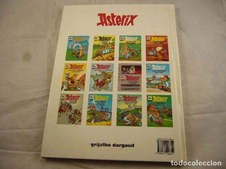 C&oacute;mics: ASTERIX LA VOLTA A LA GAL.LIA EN CATALAN E INGLES - Foto 3