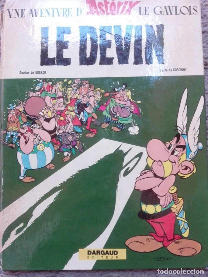 C&oacute;mics: DANS LE MONDE ASTERIX EN LANGUES ETRANGERES-LE DEVIN-DARGAUD EDICIONES - Foto 1