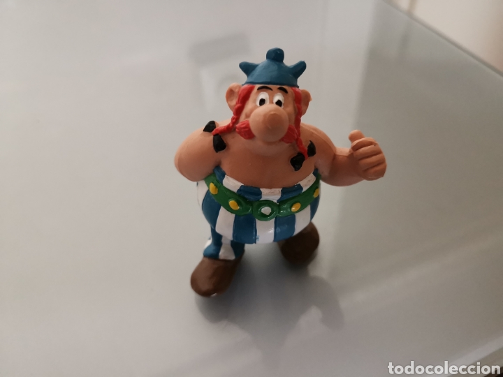 C&oacute;mics: FIGURA PVC OBELIX 8cm - Foto 1