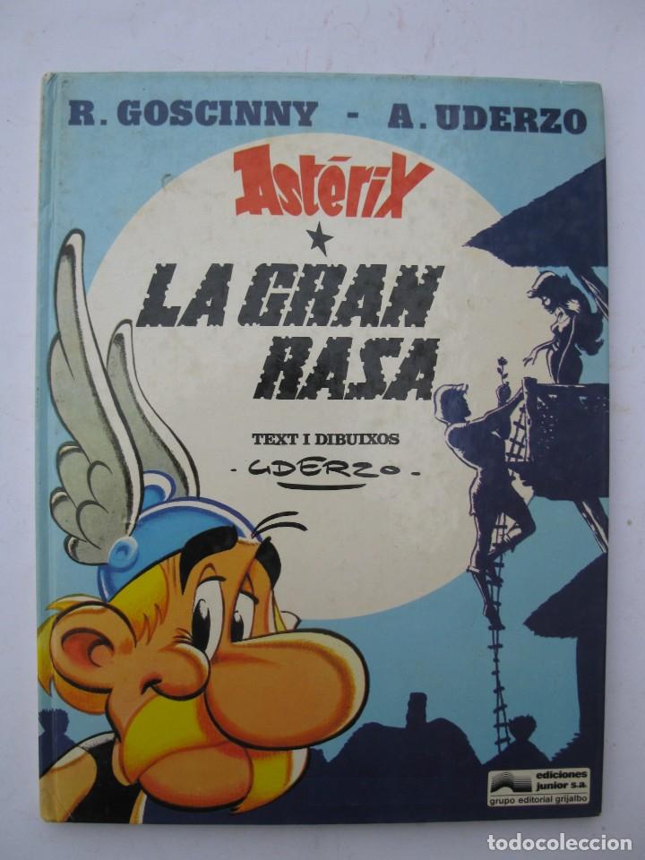 C&oacute;mics: AST&Eacute;RIX - LA GRAN RASA - UDERZO - EN CATAL&Aacute;N - EDICIONES JUNIOR - A&Ntilde;O 1981. - Foto 1