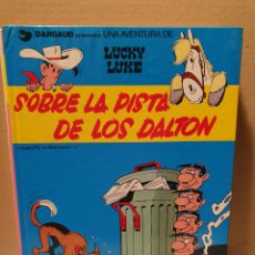 Cómics: LUCKY LUKE. SOBRE LA PISTA DE LOS DALTON. N°34. GRIJALBO/DARGAUD. 1987.. Lote 400954884