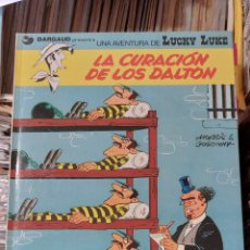 Cómics: LUCKY LUKE: LA CURACIÓN DE LOS DALTON. Lote 401832009