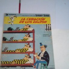 Cómics: LUCKY LUKE - LA CURACION DE LOS DALTON - EDICIONES JUNIOR - EDITORIAL GRIJALBO- BUEN ESTADO - CJ 171. Lote 402079409