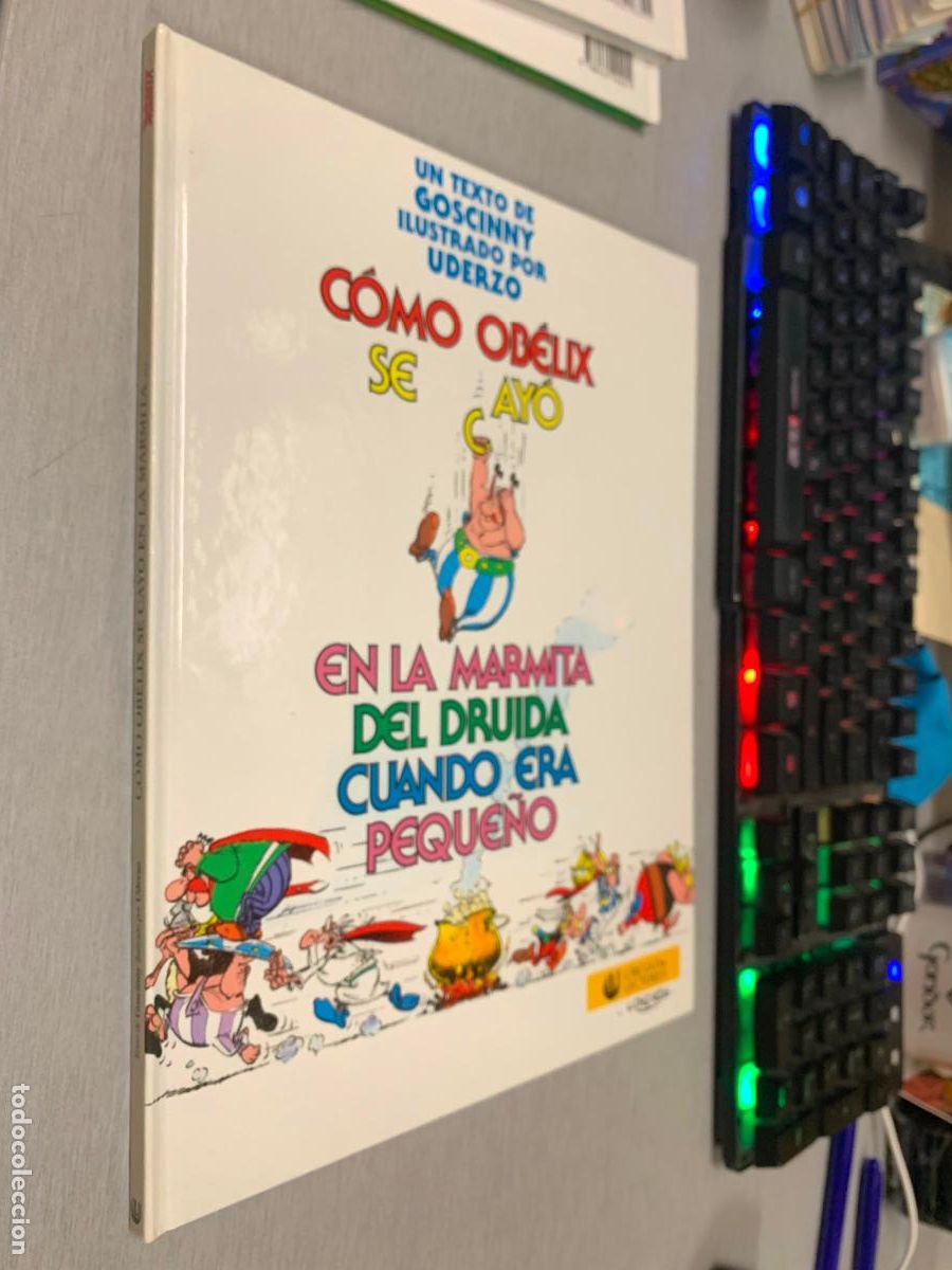 C&oacute;mics: C&Oacute;MO OB&Eacute;LIX SE CAY&Oacute; EN LA MARMITA DEL DRUIDA CUANDO ERA PEQUE&Ntilde;O / GOSCINNY - UDERZO / C&Iacute;RCULO LECT.