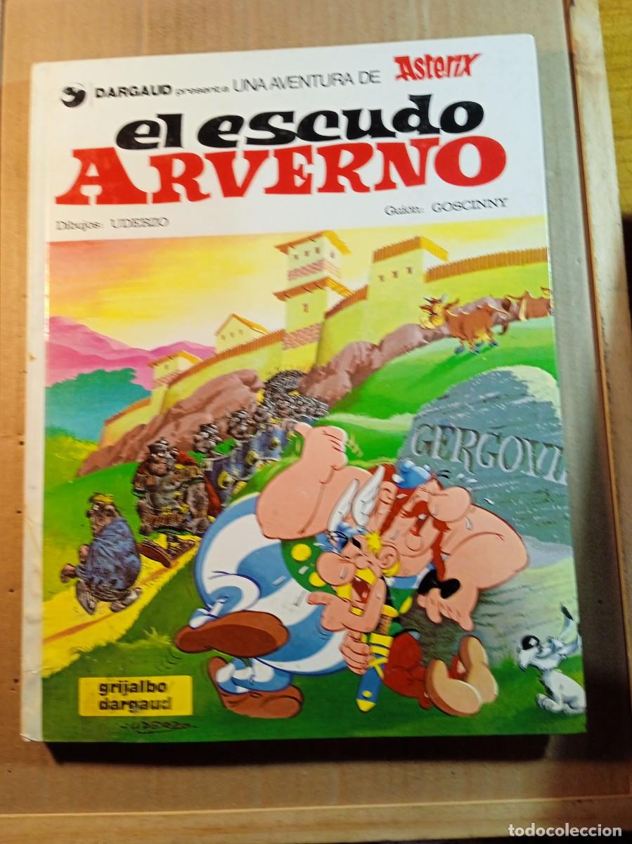 C&oacute;mics: COMIC DE ASTERIX EN EL ESCUDO ARVERNO DEL A&Ntilde;O 1980