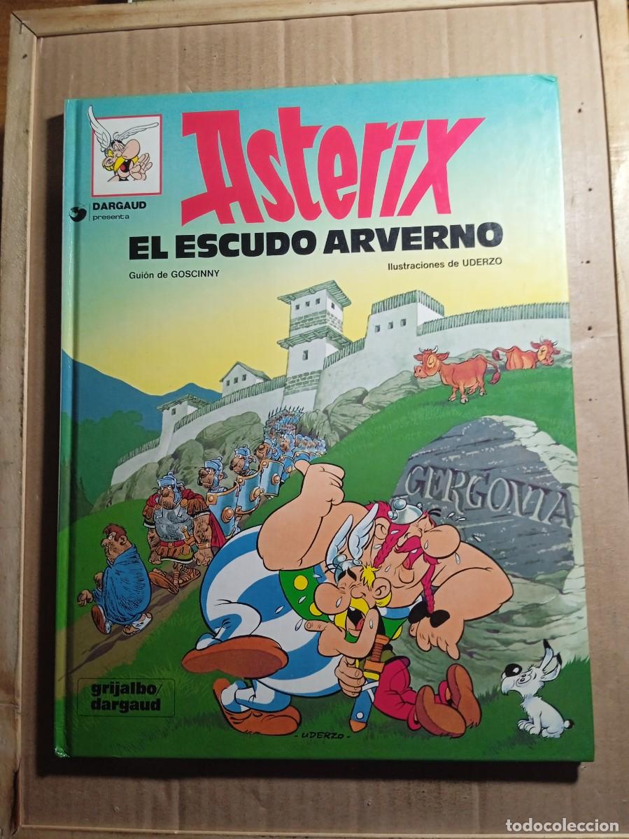C&oacute;mics: COMIC DE ASTERIX EN ASTERIX EN EL ESCUDO ARVERNO DEL A&Ntilde;O 1980