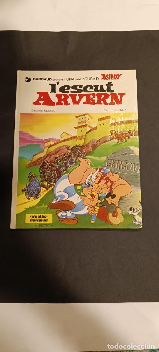 Comics: COMIC ASTERIX EL GAL L'ESCUT ARVERN EN CATALAN - GRIJALBO DARGAUD 1983 TAPA DURA